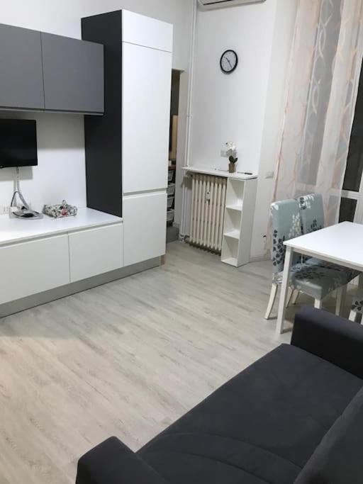 Appartement In Zona Bocconi